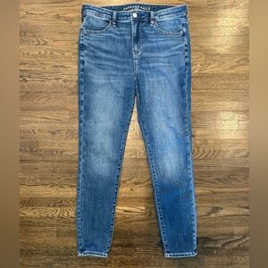 American Eagle Next Level Stretch - like new